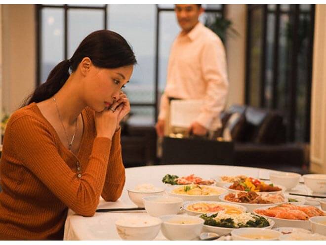 Các caption, stt buồn về chồng vô tâm sẽ thay người phụ nữ bày tỏ nỗi niềm của mình