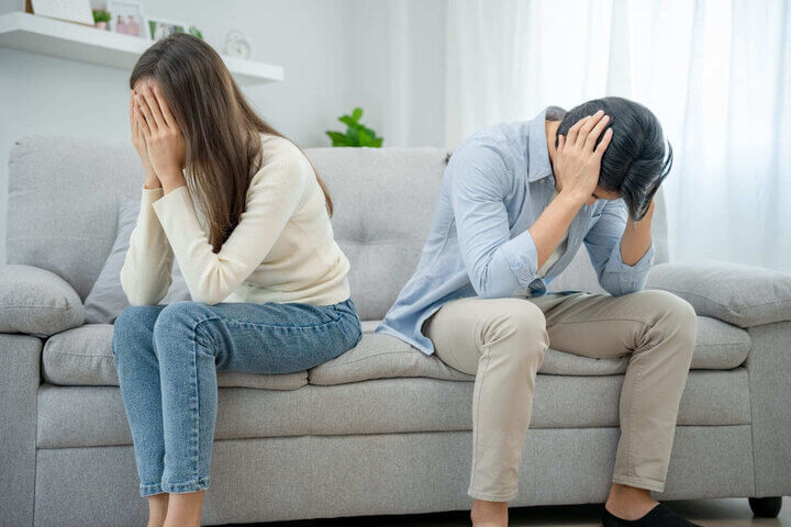 Những cap và stt buồn về gia đình vợ chồng sẽ thay bạn thể hiện nỗi lòng của mình