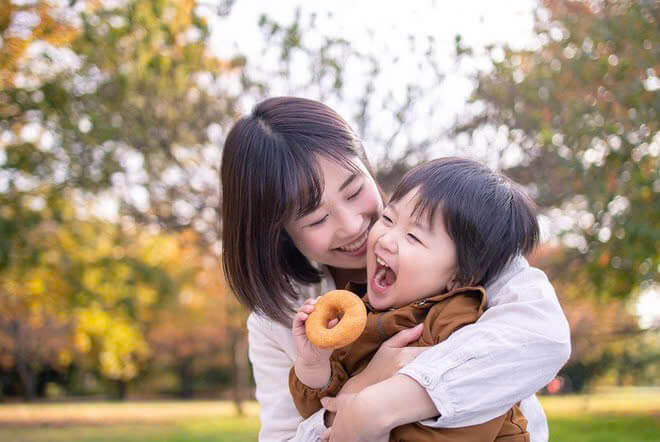 Những dòng stt mẹ con hài hước sẽ thay bạn thể hiện tình cảm của mình đến với mẹ