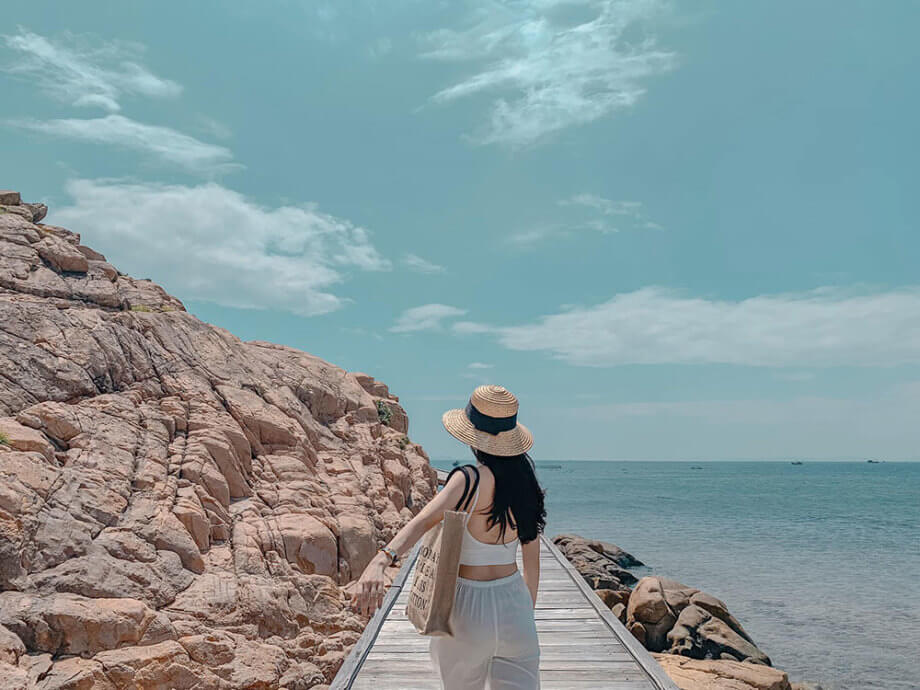 Những caption và STT thả thính về biển hài hước sẽ thay bạn thể hiện tình cảm của mình dành cho crush