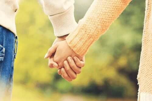 Những status thả thính hài hước sẽ mang đến tiếng cười cho crush của bạn